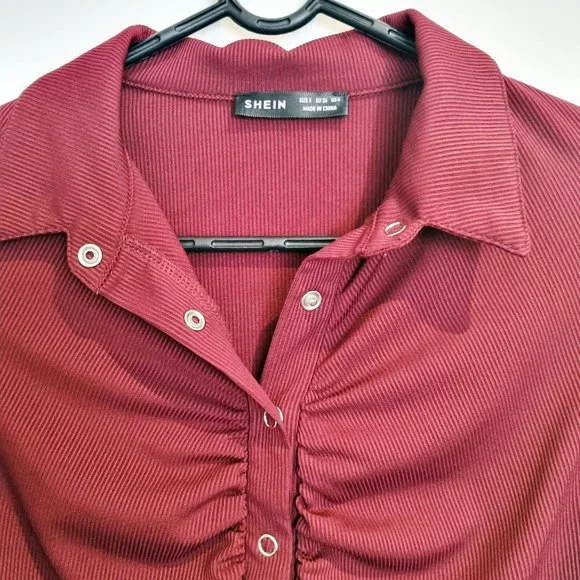 SHEIN Burgundy Crop Top - Picture 2 of 3